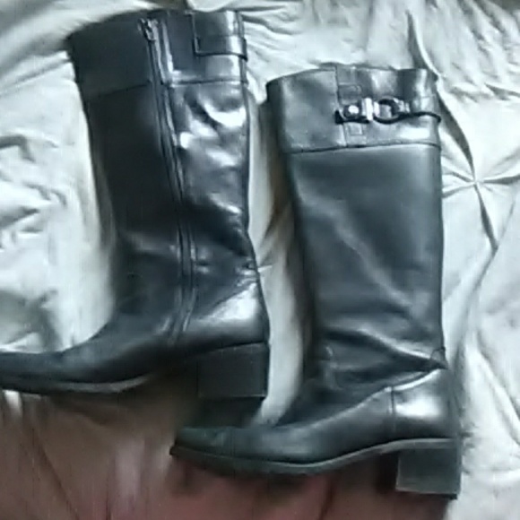 Anne Klein boots - Picture 2 of 6